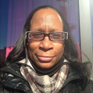 Meet your Posher, Charlotte